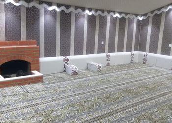 استراحة بمجلس وفناء خارجي 