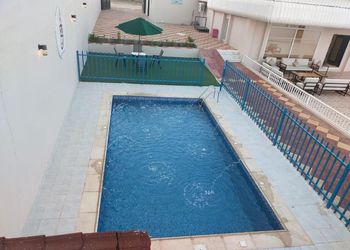 استراحة بجلسة خارجية و مسبح