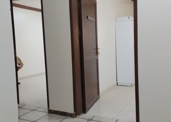 دور ارضي بمجالس وغرف نوم