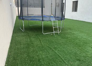 شقة بثلاث غرف نوم وصالة جلوس