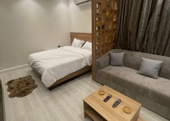 استديو بسرير ماستر ودخول ذاتي 