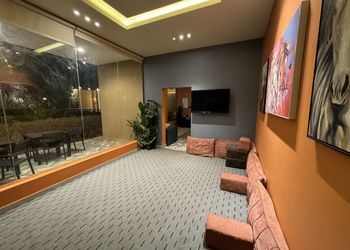 شاليه بمسطح اخضر 