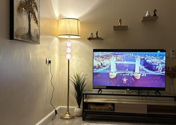 استديو بسرير ماستر