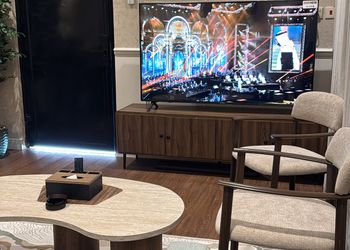 استديو بسرير ماستر وجلسة جانبية