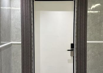 استديو بسرير ماستر وجلسة جانبية 