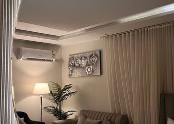 استديو هادئ بدخول ذاتي