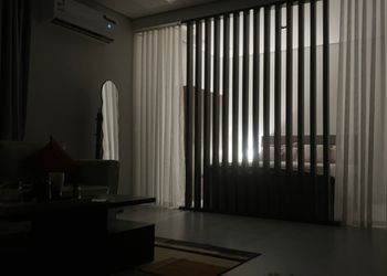 استديو هادئ بسرير ماستر 