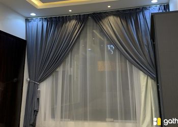 شاليه بمسطح اخضر ومسبح