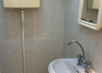 استديو هادئ بسرير ماستر 