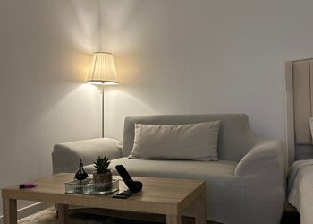 استديو بسرير ماستر ودخول ذاتي