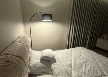 استديو بدخول ذاتي وسرير مريح