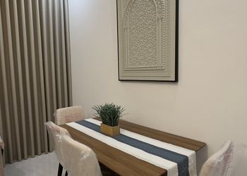 شقة  بغرفه نوم وجلوس وركن قهوه