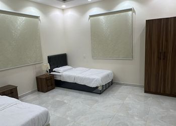شقة بثلاث غرف نوم 