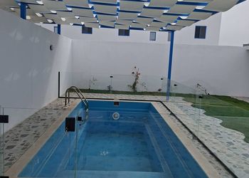 شاليه باطلاله على البحر
