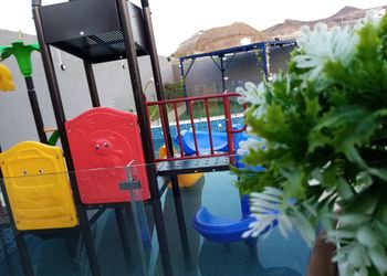 شاليه بألعاب مائية ومجالس