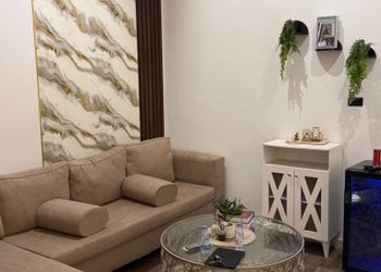 استديو بسرير ماستر وجلسة جانبية 