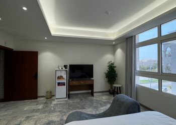 استديو هادئ بسرير ماستر 