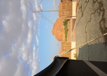استراحة بمجلس وفناء خارجي 