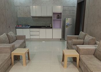 استراحة بمجلس وثلاث غرف نوم 