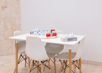 استديو بسرير ماستر وجلسة 