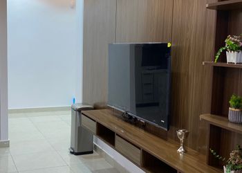 شالية بمجلس مطل على المسبح 