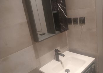 شقة بغرفة معيشة وغرفة نوم 
