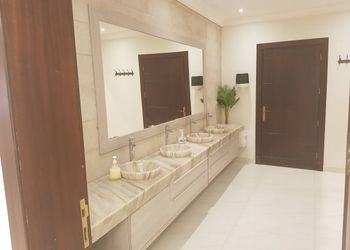 استراحة بصالة ومسبح 