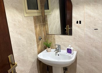 استديو بسرير ماستر