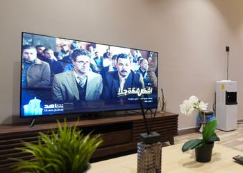 شقة أنيقة بغرفتين نوم وصالة
