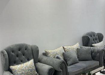شقة بغرفة معيشة وغرفة نوم 