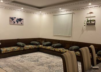 استراحة بمسبح خارجي 