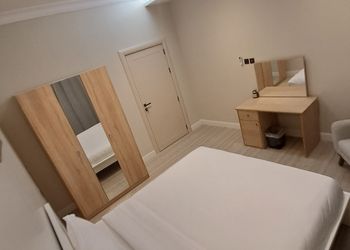 شقة بغرفه نوم وصالة