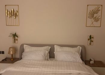 شقة بدخول ذاتي وغرفة نوم مريحة 