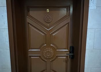 استديو بسرير ماستر ودخول ذاتي