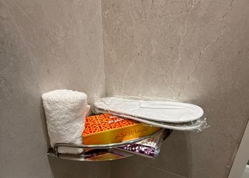 استديو بسرير ماستر