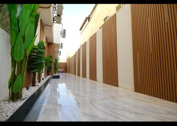 استديو بأثاث مريح وبسيط 