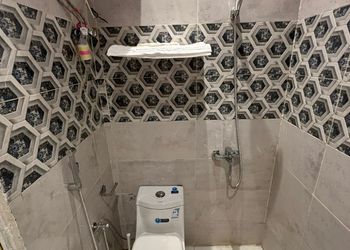 استديو بسرير ماستر وجلسة جانبية 