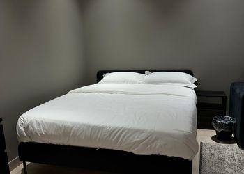 استديو هادئ بدخول ذاتي 