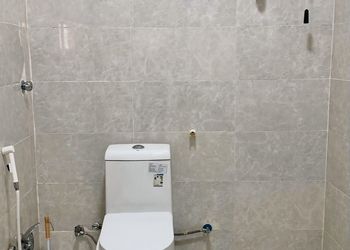 فيلا بواجهه زجاجيه ومجلس كبير