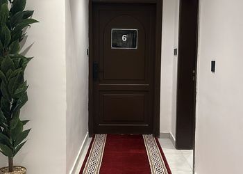 استديو هادئ بسرير ماستر 