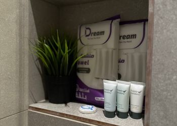 استديو بسرير ماستر وجلسة جانبية