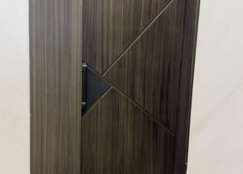 استديو بسرير ماستر وجلسة جانبية