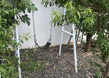 شقة بألعاب أطفال