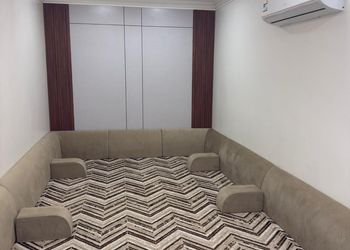 شقة بغرفتين نوم وصالة 