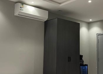 استديو هادئ بسرير ماستر