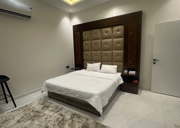 استديو هادئ بدخول ذاتي 