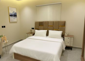 استديو بسرير ماستر ودخول ذاتي