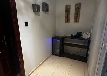 استديو بسرير ماستر