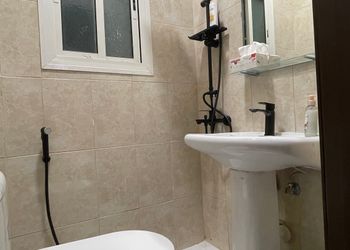 استديو بسرير ماستر وجلسة جانبية 