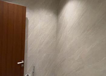 شاليه بمجلسين وألعاب اطفال 